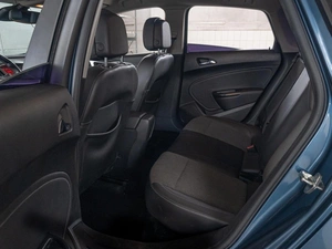 Хетчбэк Opel Astra 2012 года, 799000 рублей, Краснодар