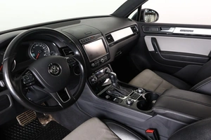 Внедорожник Volkswagen Touareg 2017 года, 3449000 рублей, Пермь