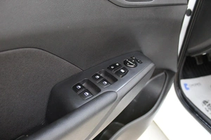 Седан Hyundai Solaris 2019 года, 990000 рублей, Смоленск