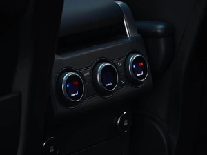 Внедорожник Land Rover Discovery 2019 года, 4768888 рублей, Москва