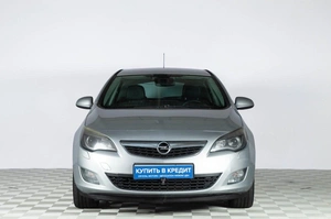 Хетчбэк Opel Astra 2012 года, 1019000 рублей, Челябинск