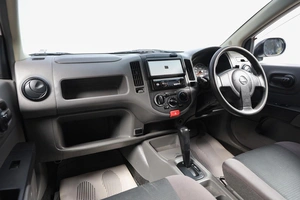 Универсал Nissan AD 2009 года, 589000 рублей, Новосибирск