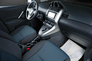 Минивэн Toyota Verso 2014 года, 1459000 рублей, Тюмень