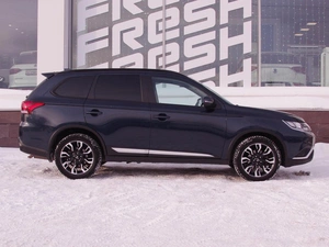 Внедорожник Mitsubishi Outlander 2022 года, 2390000 рублей, Владимир