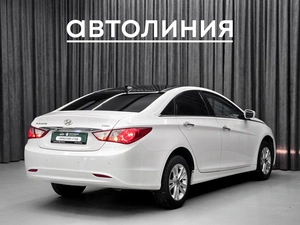 Седан Hyundai Sonata 2010 года, 925000 рублей, Красноярск