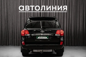 Внедорожник Toyota Land Cruiser 2014 года, 3950000 рублей, Красноярск