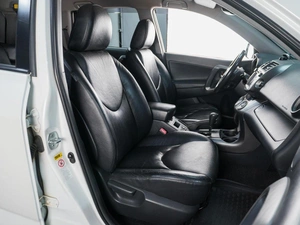 Внедорожник Toyota RAV4 2011 года, 1769000 рублей, Сургут