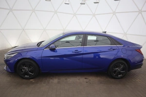 Седан Hyundai Elantra 2021 года, 1995000 рублей, Орёл