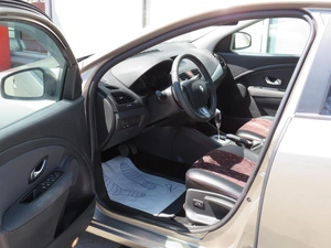 Хэтчбек Renault Megane 2011 года, 655000 рублей, Брянск