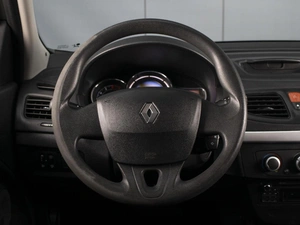 Седан Renault Fluence 2014 года, 725000 рублей, Омск