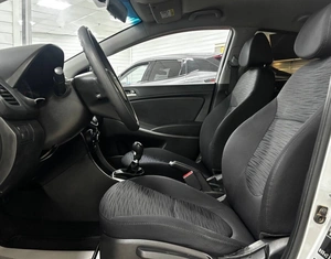 Седан Hyundai Solaris 2015 года, 820000 рублей, Ачинск