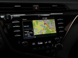 Седан Toyota Camry 2019 года, 2646434 рублей, Москва