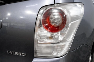 Минивэн Toyota Verso 2009 года, 1149000 рублей, Барнаул