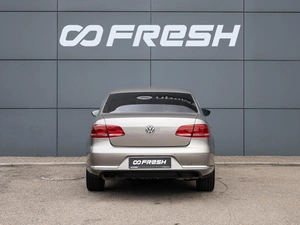 Седан Volkswagen Passat 2012 года, 1180000 рублей, Краснодар