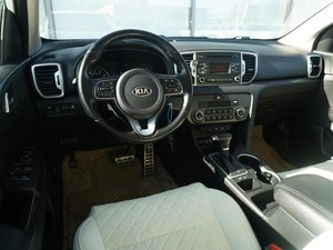 Внедорожник Kia Sportage 2018 года, 2180222 рублей, Тверь