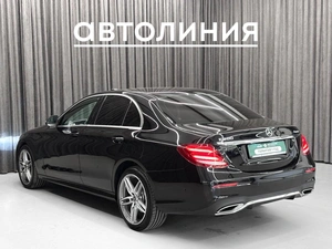 Седан Mercedes-benz E-класс 2019 года, 2999000 рублей, Красноярск