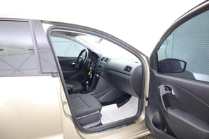 Седан Volkswagen Polo 2015 года, 970000 рублей, Обнинск