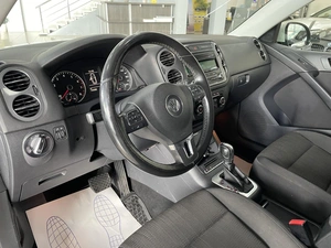 Внедорожник Volkswagen Tiguan 2014 года, 1147000 рублей, Солонцы