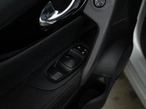 Внедорожник Nissan Qashqai 2017 года, 1527046 рублей, Москва