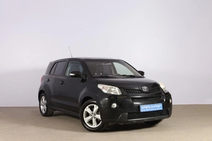 Хетчбэк Toyota Urban Cruiser 2009 года, 989000 рублей, Новосибирск