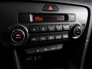 Внедорожник Kia Sportage 2018 года, 1998000 рублей, Воронеж