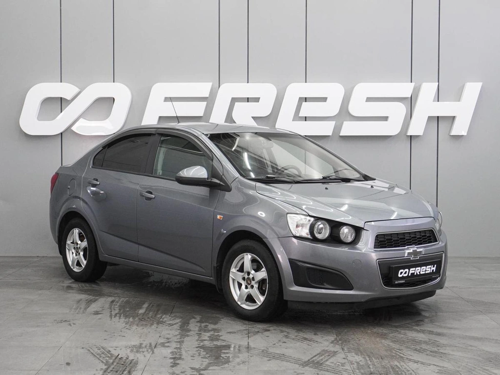 Седан Chevrolet Aveo 2014 года, 674000 рублей, Воронеж