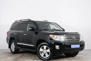 Внедорожник Toyota Land Cruiser 2013 года, 4699000 рублей, Красноярск