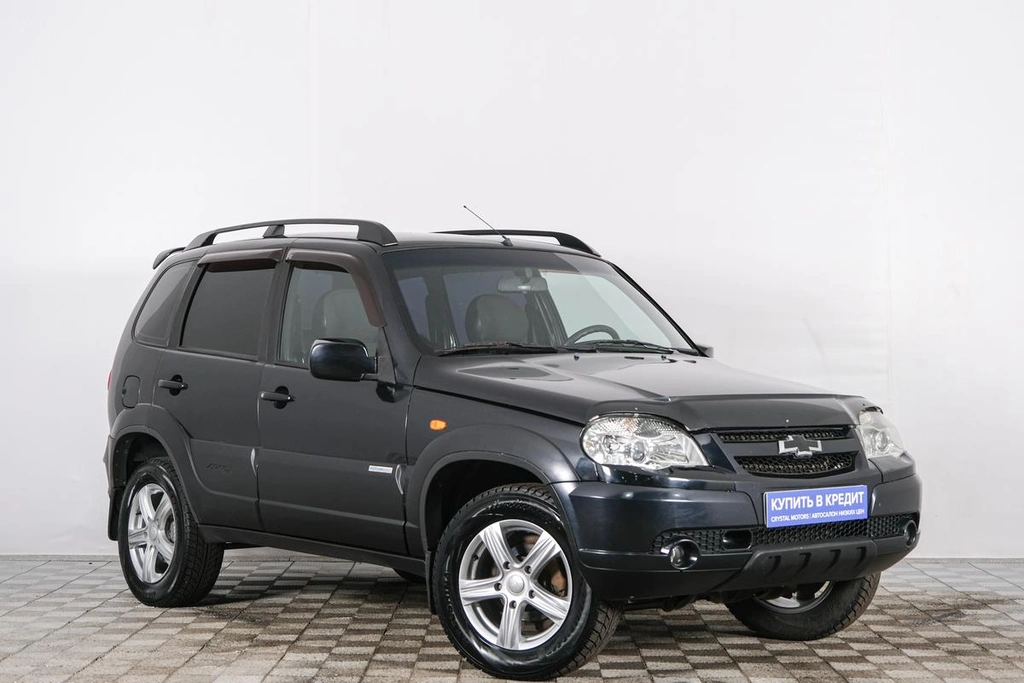 Внедорожник Chevrolet Niva 2011 года, 649000 рублей, Красноярск
