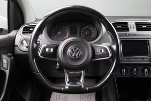 Седан Volkswagen Polo 2019 года, 1199000 рублей, Оренбург