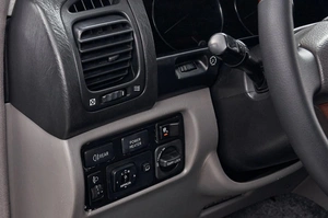 Внедорожник Toyota Land Cruiser 2006 года, 1999000 рублей, Красноярск