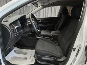 Седан Kia Rio 2018 года, 785000 рублей, Красноярск