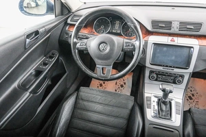 Седан Volkswagen Passat 2010 года, 849000 рублей, Красноярск