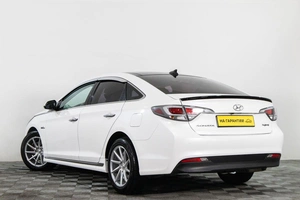 Седан Hyundai Sonata 2016 года, 1719000 рублей, Сургут