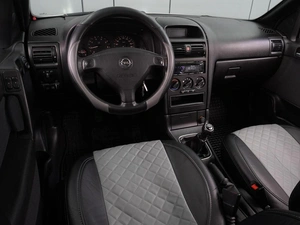 Седан Opel Astra 2003 года, 374000 рублей, Воронеж