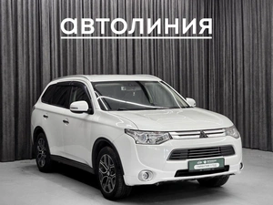 Внедорожник Mitsubishi Outlander 2014 года, 1570000 рублей, Красноярск
