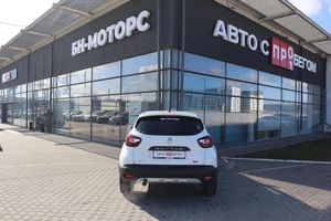 Внедорожник Renault Kaptur 2018 года, 1325000 рублей, Мирное