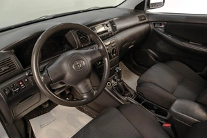 Хетчбэк Toyota Corolla 2005 года, 649000 рублей, Челябинск