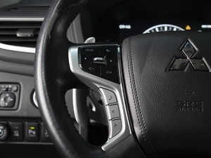 Внедорожник Mitsubishi Montero Sport 2021 года, 3350000 рублей, Омск