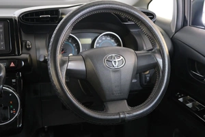 Минивэн Toyota Wish 2012 года, 1469000 рублей, Омск