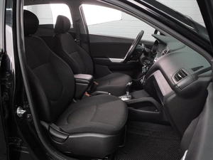 Хетчбэк Kia Rio 2014 года, 970000 рублей, Воронеж