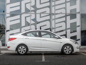 Седан Hyundai Solaris 2015 года, 880000 рублей, Краснодар