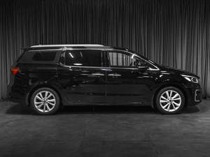 Минивэн Kia Carnival 2019 года, 3129000 рублей, Тюмень