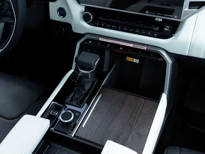 Внедорожник Toyota Sequoia 2025 года, 15000000 рублей, Новоивановское