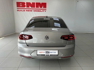 Седан Volkswagen Passat 2016 года, 1700000 рублей, Смоленск