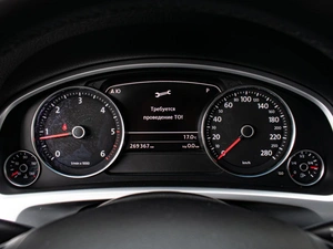 Внедорожник Volkswagen Touareg 2010 года, 1830000 рублей, Краснодар