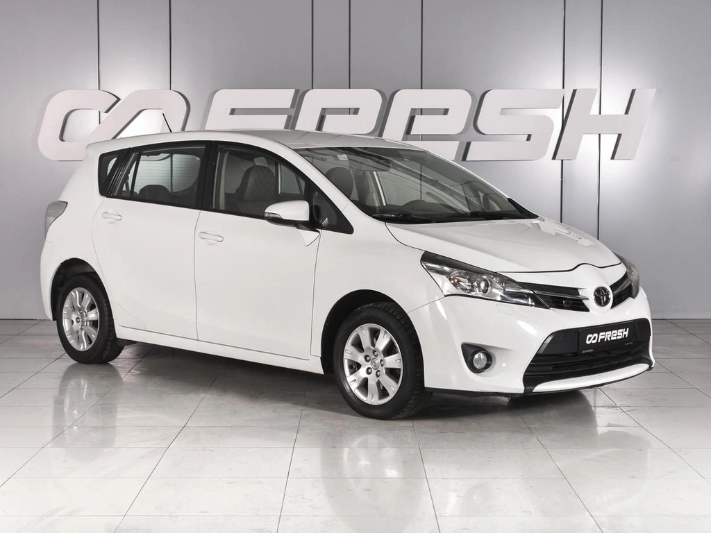 Минивэн Toyota Verso 2013 года, 1199000 рублей, Ростов-на-Дону