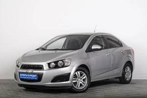 Седан Chevrolet Aveo 2013 года, 999000 рублей, Томск