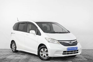 Минивэн Honda Freed 2014 года, 1199000 рублей, Кемерово