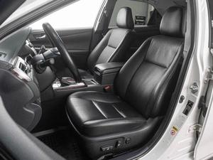 Седан Toyota Camry 2017 года, 2359000 рублей, Тюмень