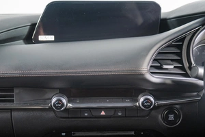 Хетчбэк Mazda 3 2022 года, 2249000 рублей, Томск